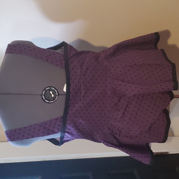 Chic Star Peplum Top - Picture 3 of 7